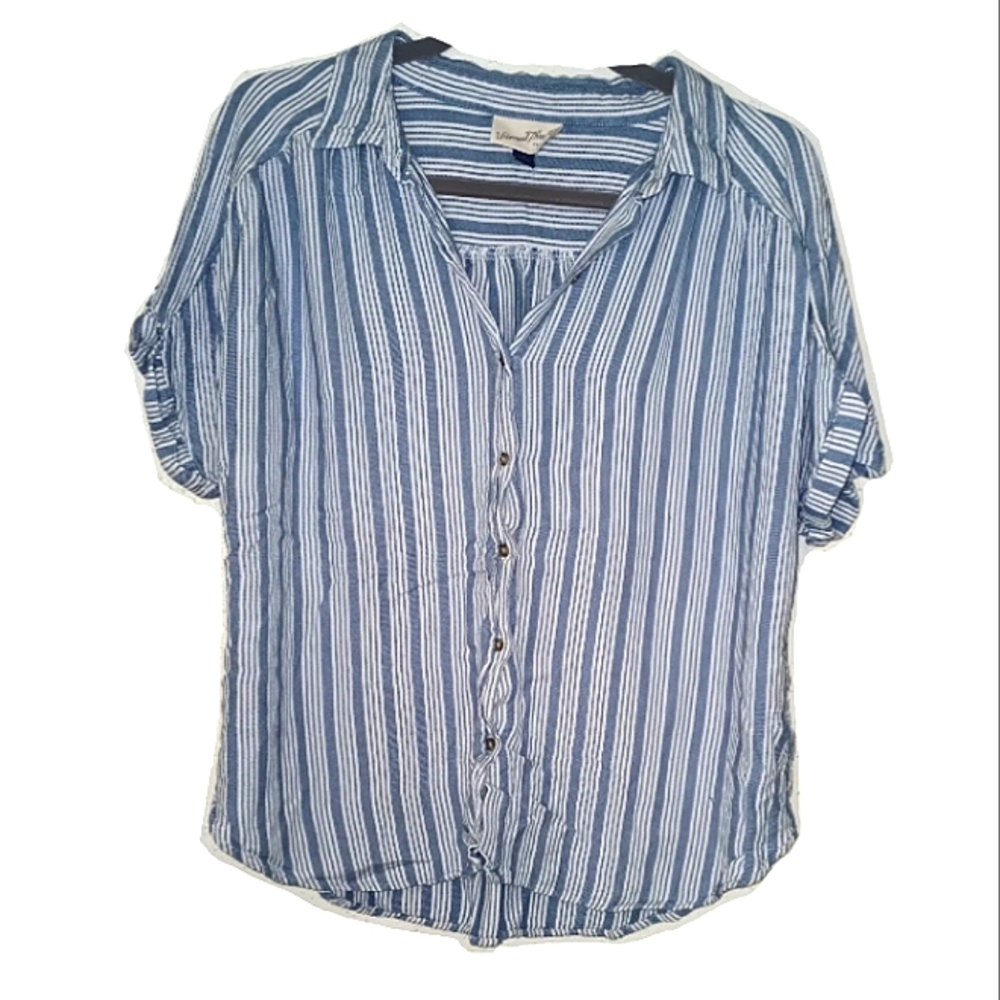 💜Striped Blue/White Short-sleeve Button-down (L)